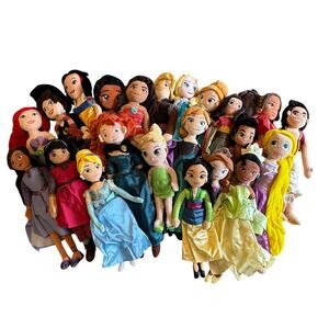 Huge Lot Of Disney Plush Dolls Princesses *Make Offer*